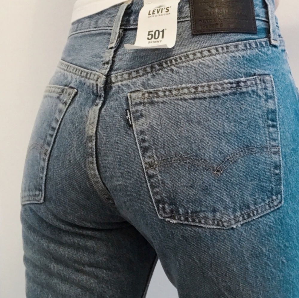Levi's 501 high rise button fly skinny leg jean